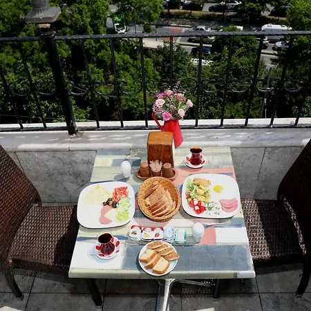 Seahouse Suites Hotel 3*