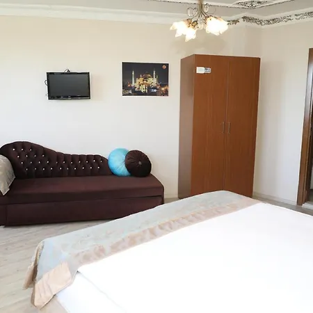 Seahouse Suites Hotel