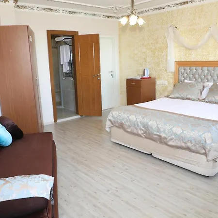 Hotel Seahouse Suites 3*