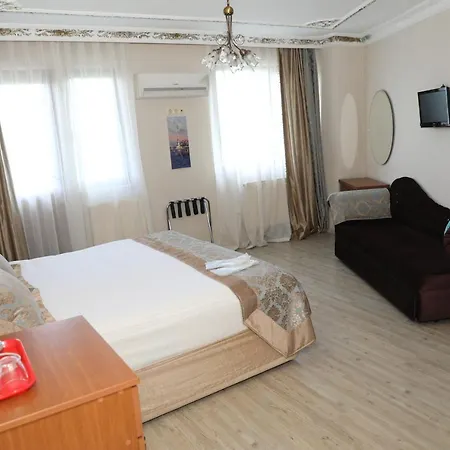 Seahouse Suites Hotel 3*
