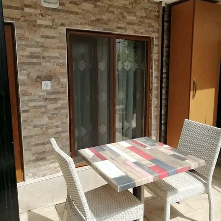 Seahouse Suites Hotel 3*