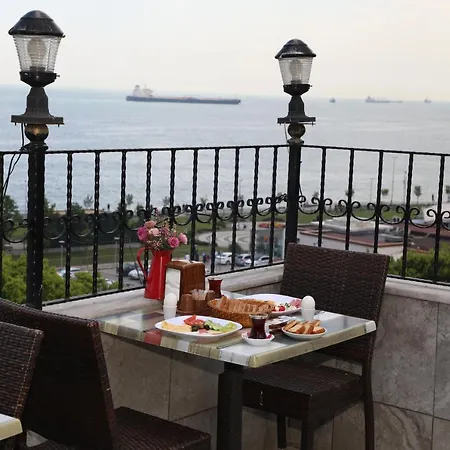 Seahouse Hotel